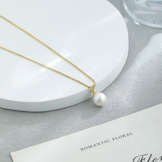 Single Pearl Drop Necklace