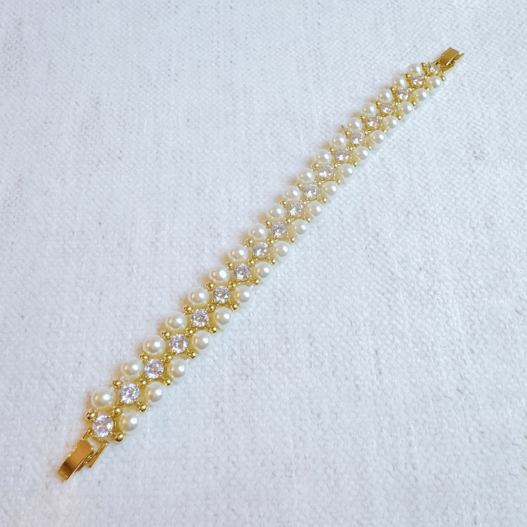 Pearl & Sparkle Harmony Bracelet